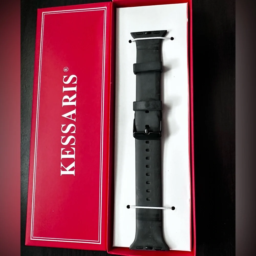 Kessaris Apple Watch Straps Black silicone Band